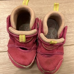 ニューバランス　12-13cm？