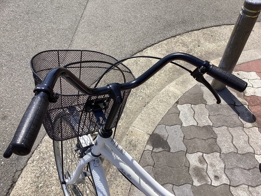 ♪ジモティー特価♪自動点灯LEDオートライト付き26型ファミリー