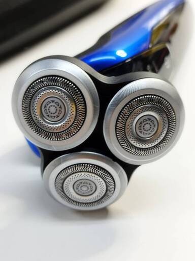 【現状品】PHILIPS Series 9000 メンズ電気シェーバー