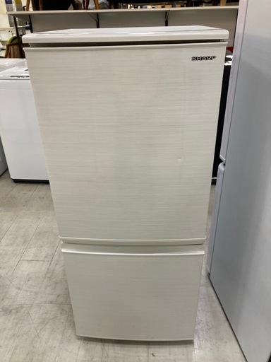 取りに来れる方限定！ＳＨＡＲＰ（シャープ）の２ドア冷蔵庫です！