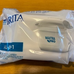 BRITA カートリッジ1個&おまけ（中古のポット型浄水器 マレーラ）の画像