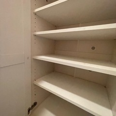 白色の下駄箱　高さ120cmの画像