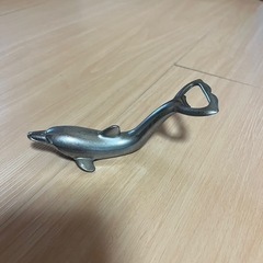 イルカのオープナー　インテリアにも。　　