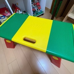 LEGOテーブルの画像