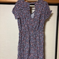 【新品】GAP花柄ワンピース Lサイズの画像