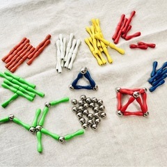 《子供おもちゃ》マグネット立体パズル