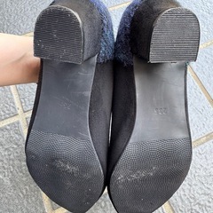 Zisper パンプス 23.5cmの画像