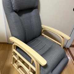 ほぼ新品一人掛けソファ　リクライニング付きの画像