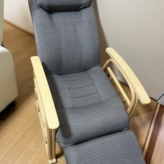 ほぼ新品一人掛けソファ　リクライニング付きの画像