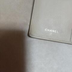 シャネル財布 ベージュの画像