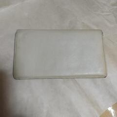 シャネル財布 ベージュの画像