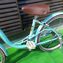 女の子用22インチ自転車の画像