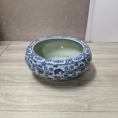 睡蓮鉢　水鉢　火鉢　メダカ鉢　 レトロ 金魚鉢