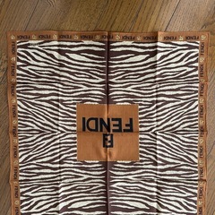 FENDIのハンカチの画像