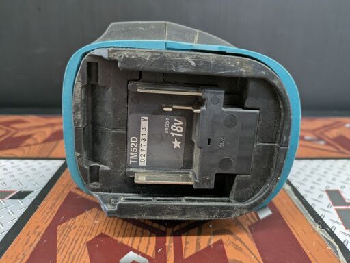 中古品】マキタ充電式マルチツール18VTM52DZ本体のみ【ハンズ 中古品】マキタ充電式マルチツール18VTM52DZ本体のみ【ハンズ