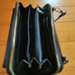 肩がけポーチの画像