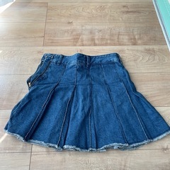 未使用　GU ミニスカートSサイズ