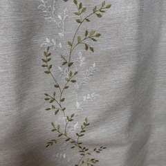 ニトリ　カーテン　花柄の画像