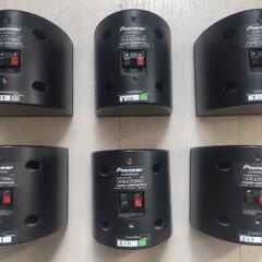 サラウンド用スピーカーの画像
