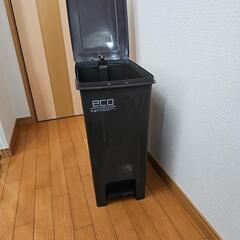 ゴミ箱の画像