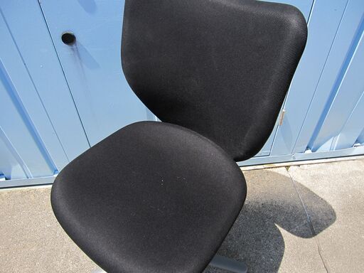 事務イス ブラック チトセ製 アイリスチトセ オフィスチェア ミドル