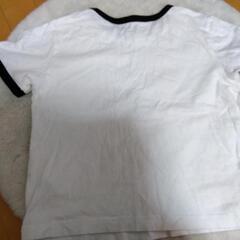 GU　150サイズ　白Tシャツの画像