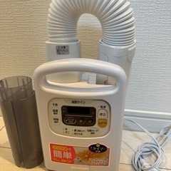 IRIS OHYAMAのふとん乾燥機カラリエ