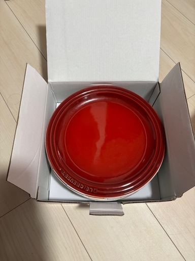 【新品未使用】ル•クルーゼのお皿