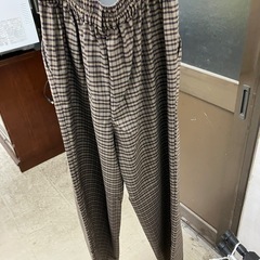 ☆値下げ☆W2504-372 ems excite ウエストタックパンツ レディース チェック柄（ブラウン） Fサイズ 中古 の画像