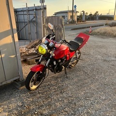 xjr400