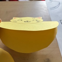 猫の顔デザインの保育教材用紙セットの画像