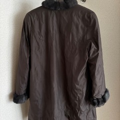 【手渡し限定】リアルファー ロングコート 着丈88cm／チャコール系の画像