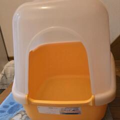 【お取引完了】USED　猫用トイレ（フードタイプ）の画像