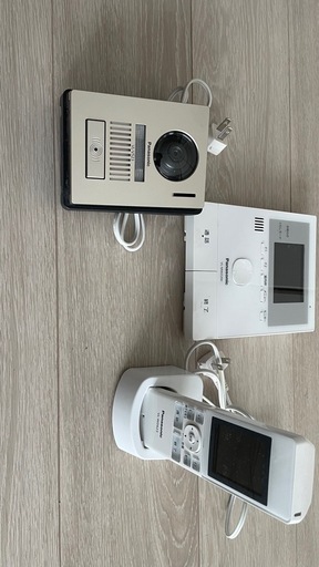 パナソニックドアホン子機1
台付き