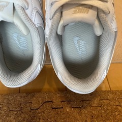 綺麗❗️Nike スニーカー　22.5cm シューズ
の画像