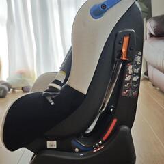 combi チャイルドシートウィゴーシリーズの画像