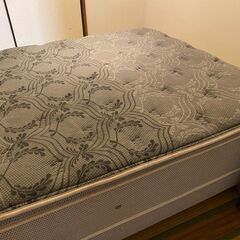 【マットレスダブル】Sealy Laurus Titaniumの画像