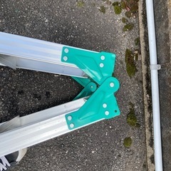 ピカ　アルミ脚立2.7m電設〜建設工具の画像