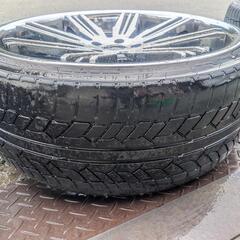 アルミホイール・タイヤセット　245/30R22 　ハリアー等の画像
