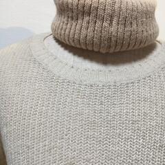 ニットとニット帽　セットの画像