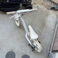 子供用ストライダーの画像