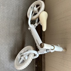 キッズ キックバイク ホワイト