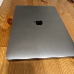 MacBook Pro(13-inch,2017,Two Thunderbolt 3 ports)の画像