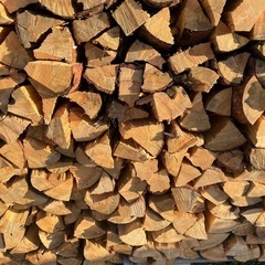 赤松薪　軽トラ一杯の画像