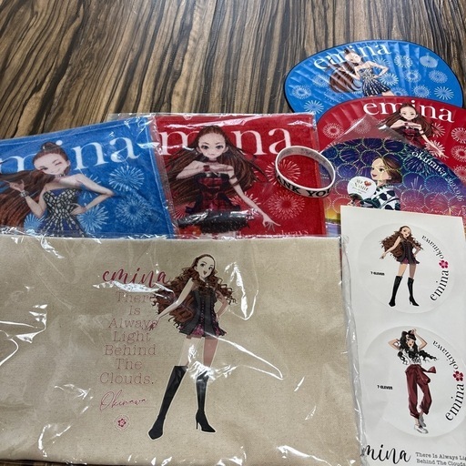 安室奈美恵グッズ (あおい) てだこ浦西のその他の中古あげます