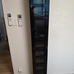 タワー型CD棚