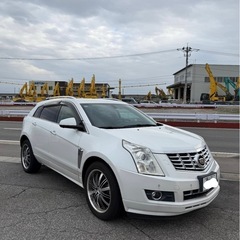 キャデラック　SRX4
