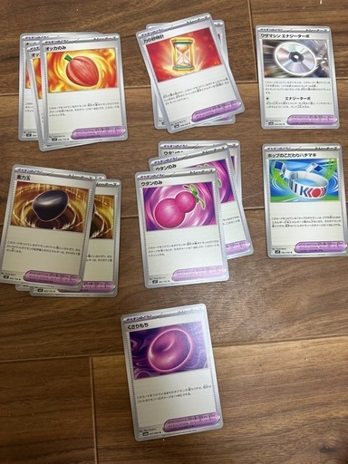 ポケモンカード まとめ売り約68枚 (kaonashi) 町屋のミニカーの ポケモンカード まとめ売り約68枚 (kaonashi) 町屋のミニカーの