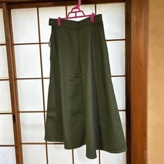 フレアスカート