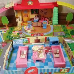 人形あそび　リカちゃん　おままごと　平成レトロ　おもちゃ　人形遊び　フィギュア　家具　レストランの画像